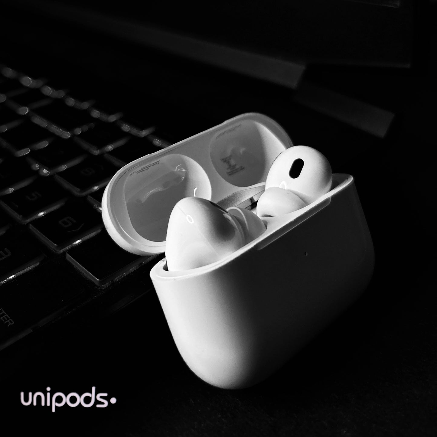 Unipods Pro 2 ANC | Free 5000mAh MagSafe Powerbank (6 Months Warranty)